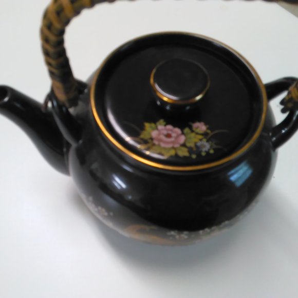 Japanese Tea Set - Picture 4 of 6